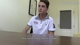 Valódi Pénz Egy Piszkos Munkára: Rejtett Kamerás Felvétel Egy Felderítő Castingjáról