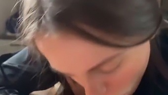 Hãy Cởi Bỏ Bút Đánh Dấu Mát Mẻ! Thỏa Mãn Cơn Khát Của Bạn Với Dương Vật Của Tôi Bằng Miệng. Không Tính Phí!