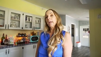 Free-For-All Family Gathering With Taboo Step-Mom And Step-Daughter