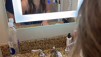 Steaming Hot Bridesmaid Gives Me An Amazing Oral Quickie